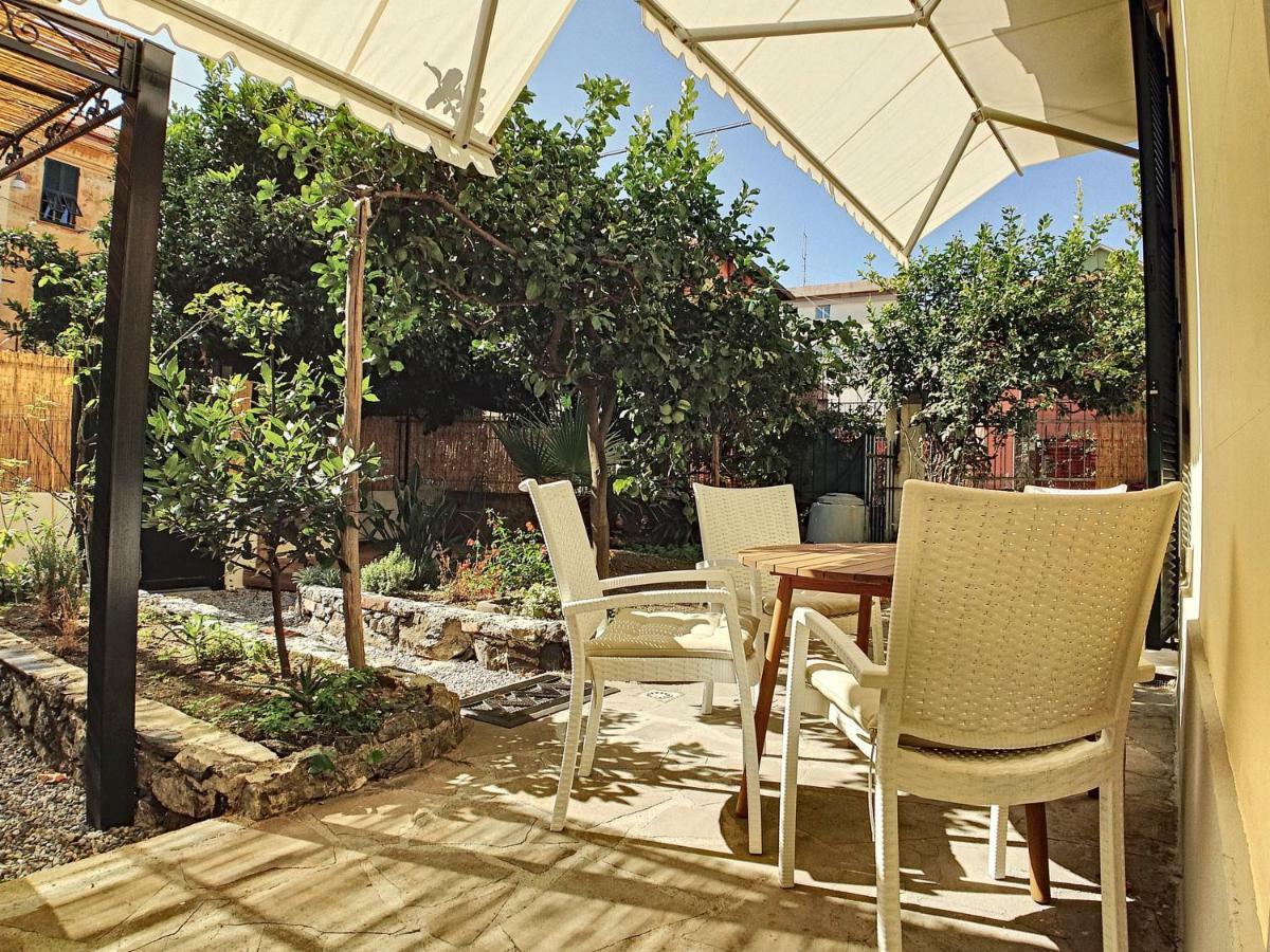 Artemia Appartement Levanto Buitenkant foto
