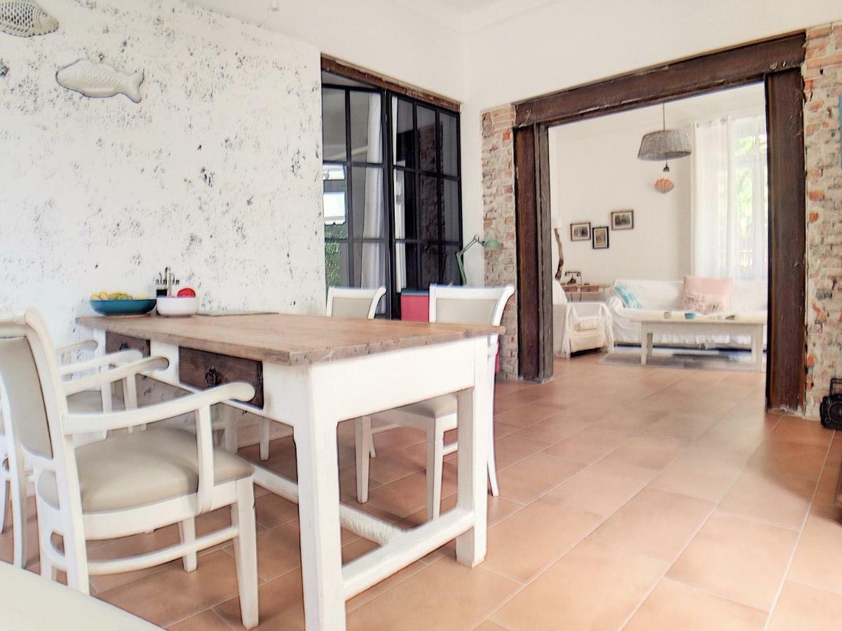 Artemia Appartement Levanto Buitenkant foto